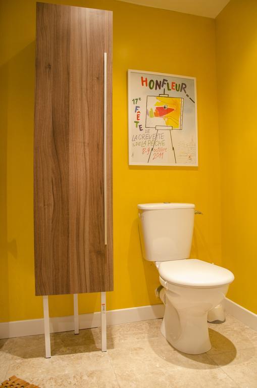 Le Saint Leonard...Il Est Jaune องเฟลอร์ ภายนอก รูปภาพ